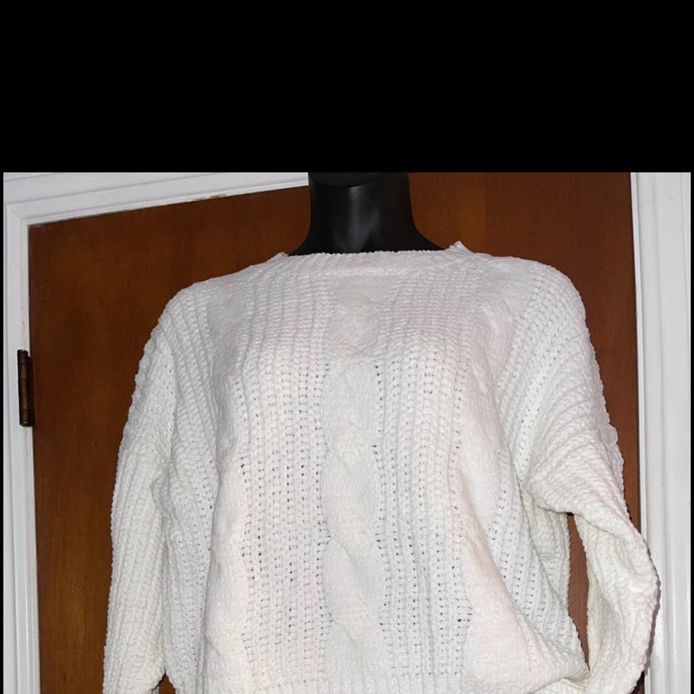 POL cream sweater